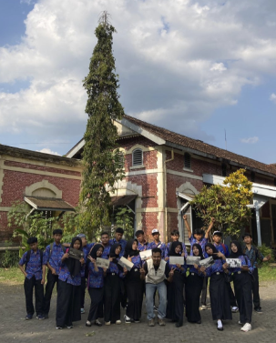 Banner Sekolah
